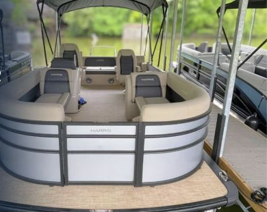 Freedom Boat Club reservation image for Silver Pearl